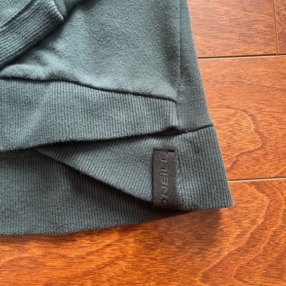 O’Neill Sweater - Picture 2 of 4